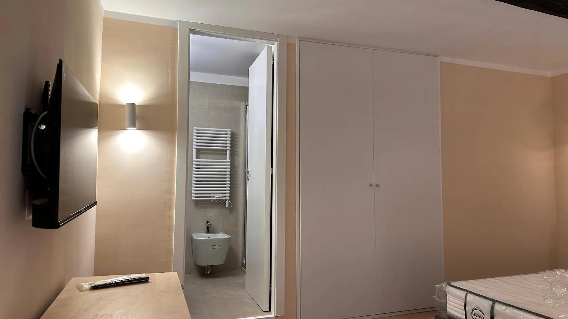 Apartment Appartamento Del Conte - Central Naples