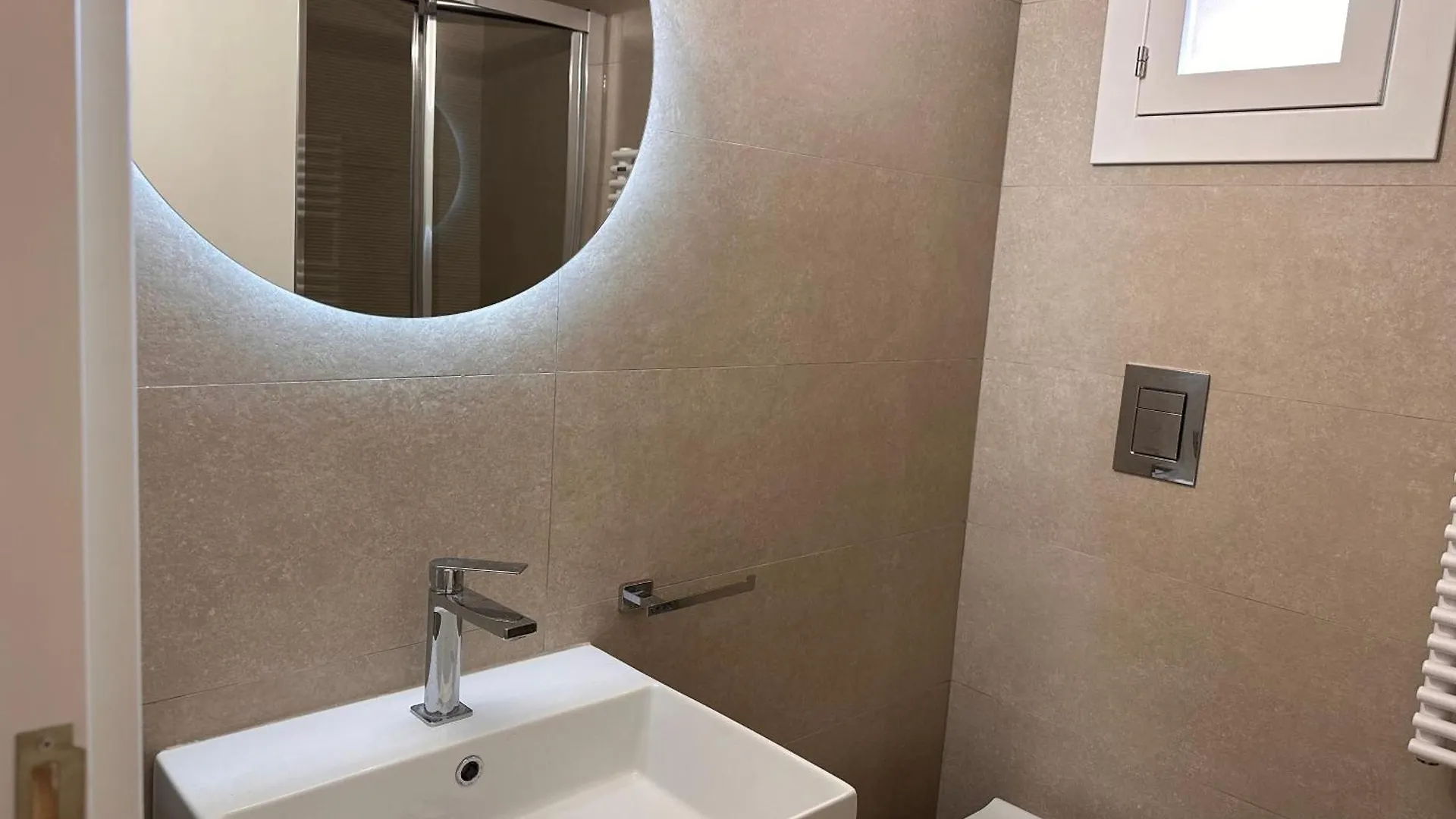 Appartamento Del Conte - Central Naples Apartment